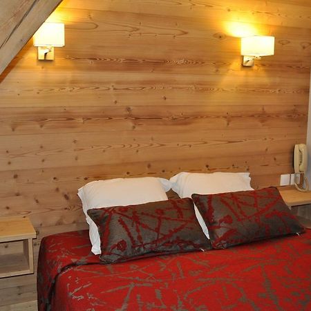 Hotel Et Appart'Hotel De L'Hermitage Thones Luaran gambar