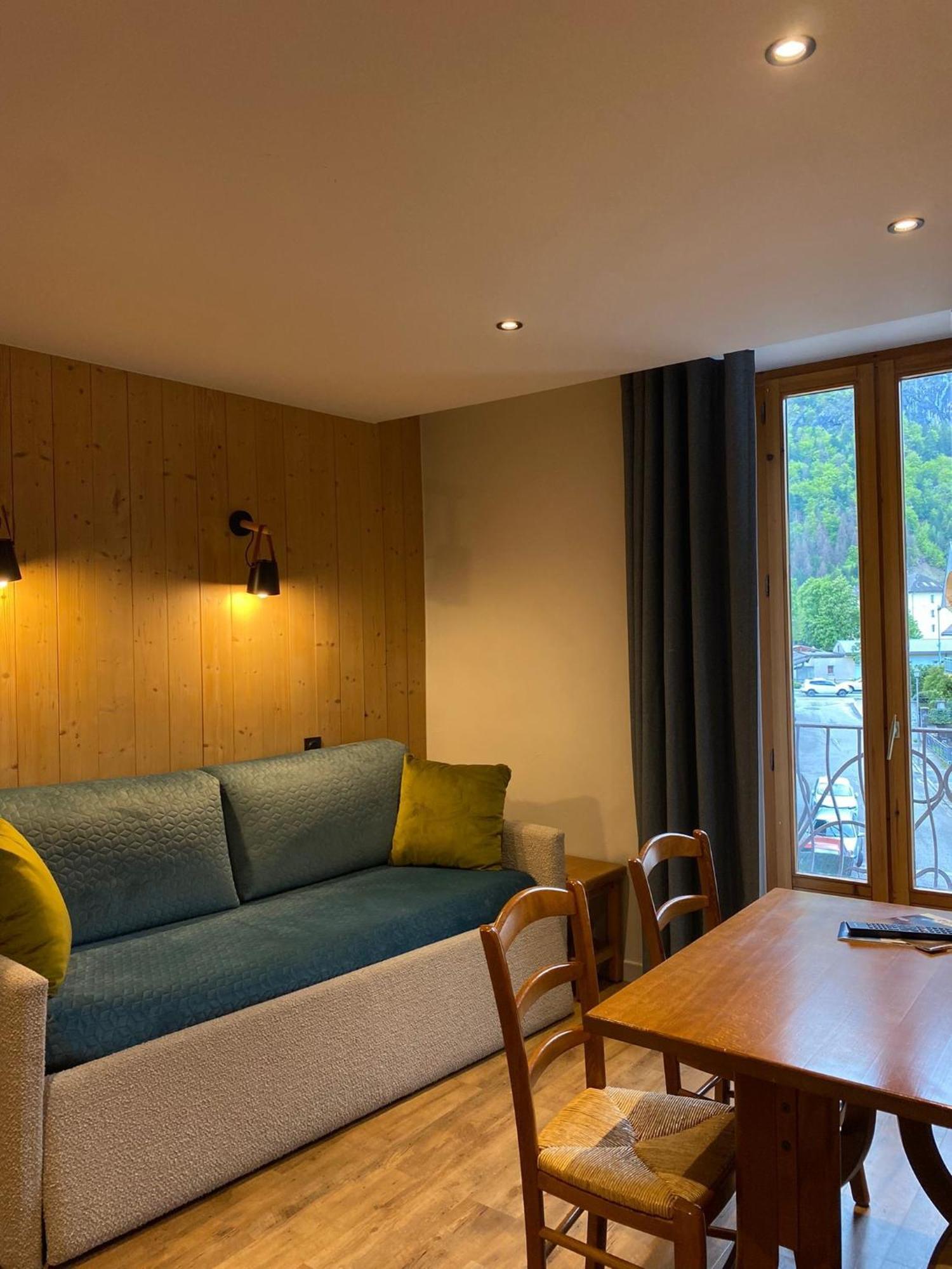 Hotel Et Appart'Hotel De L'Hermitage Thones Luaran gambar
