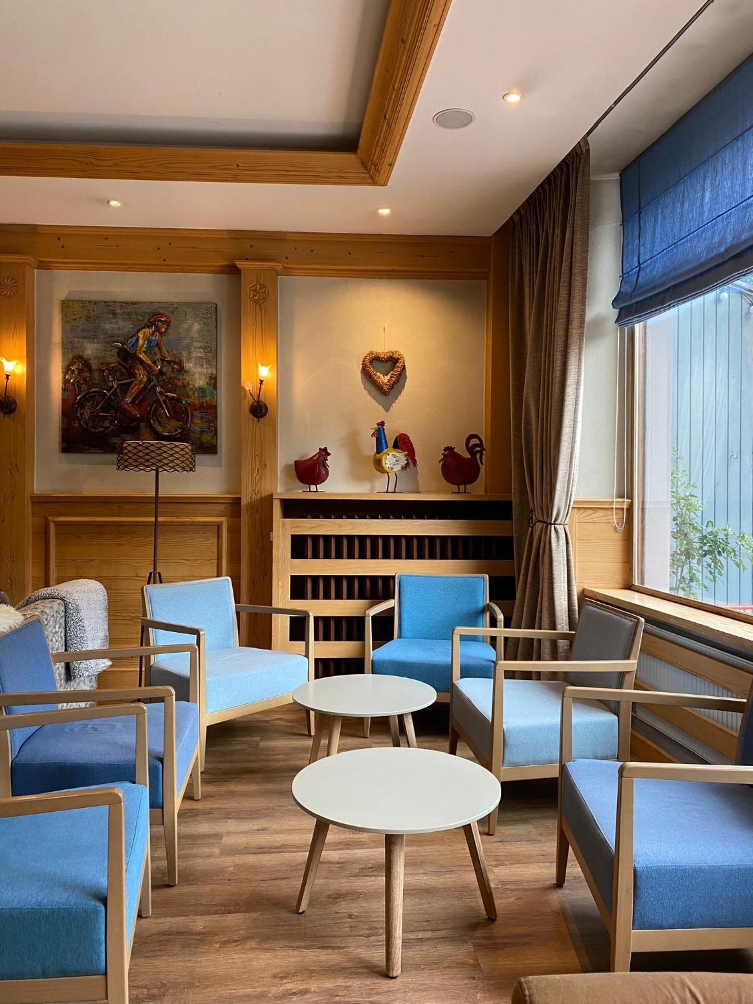 Hotel Et Appart'Hotel De L'Hermitage Thones Luaran gambar